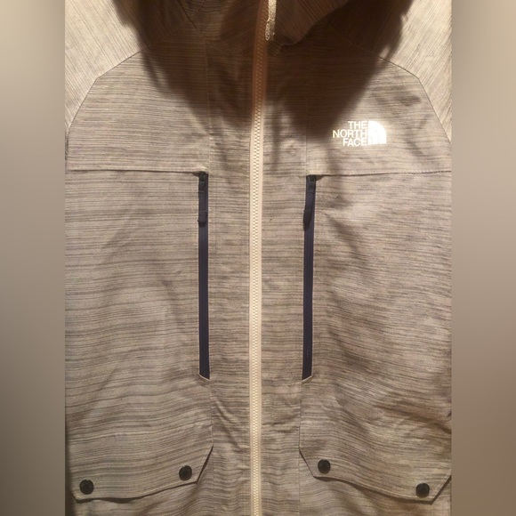 Men’s North Face 2018 Winter Olympics Snowboard Jacket - Picture 7 of 13